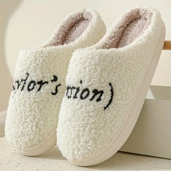 Taylor Swift "Taylor's Version" Embroidered Fluffy Slippers White 9.5-10 - Picture 2 of 11